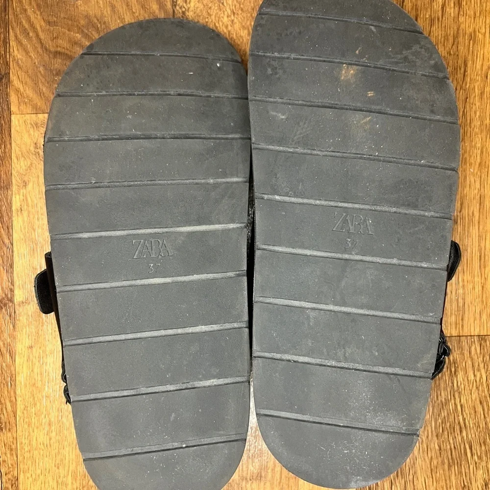 Zara leather sandals size 37 - Picture 4 of 4